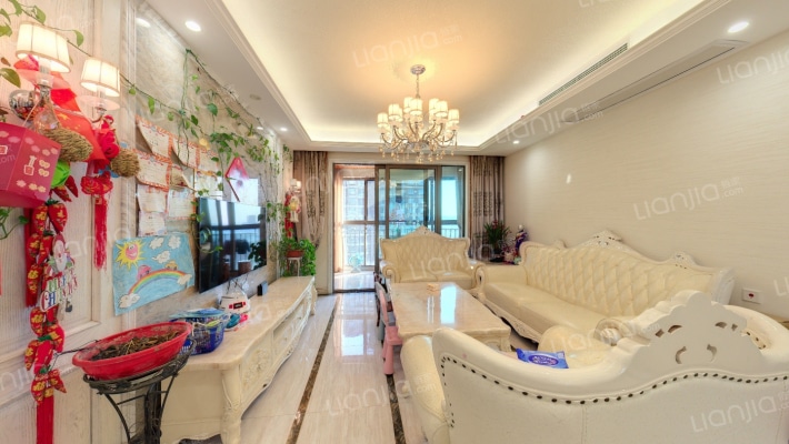 藏龙御景二手房实景图