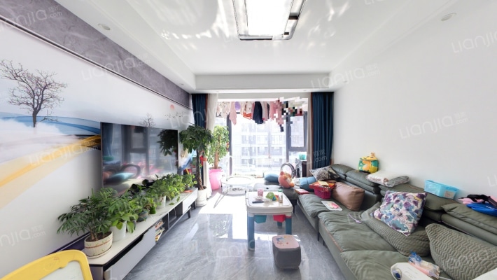 卓越维港二手房实景图