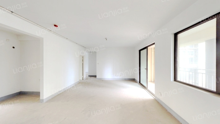 龙湖春江郦城一期二手房实景图