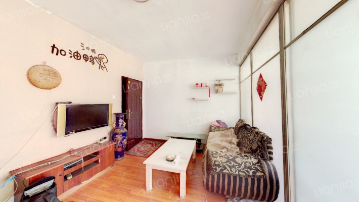 四季美景二手房实景图