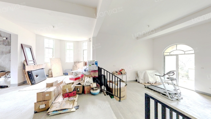 鹭湖宫六区A组团二手房实景图