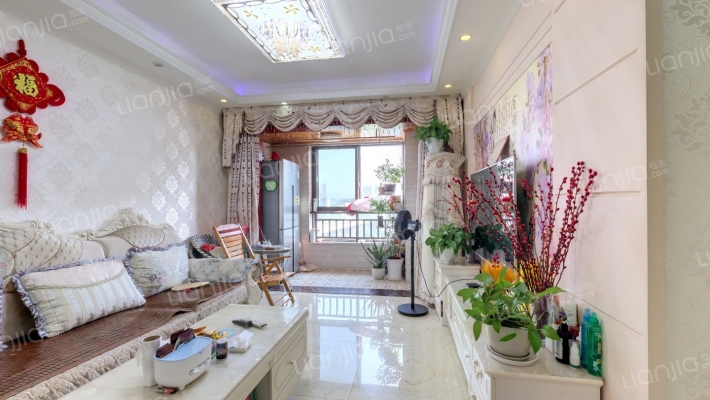 信达滨江蓝庭二手房实景图