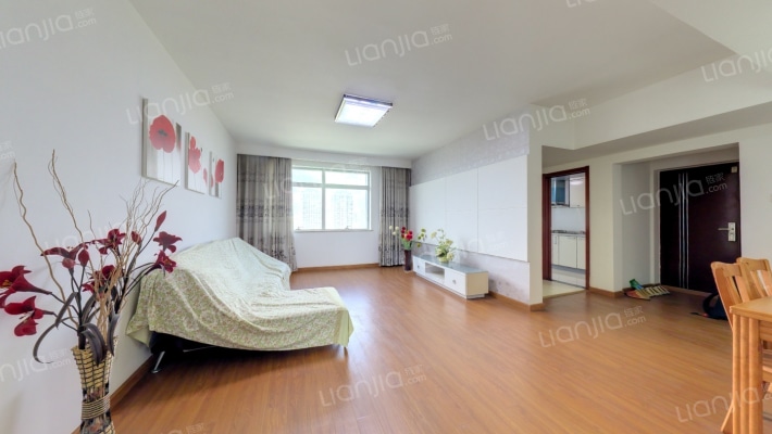 天鹅湖畔小区二手房实景图