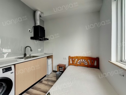 合租·溪东新村二区 8居室 北卧