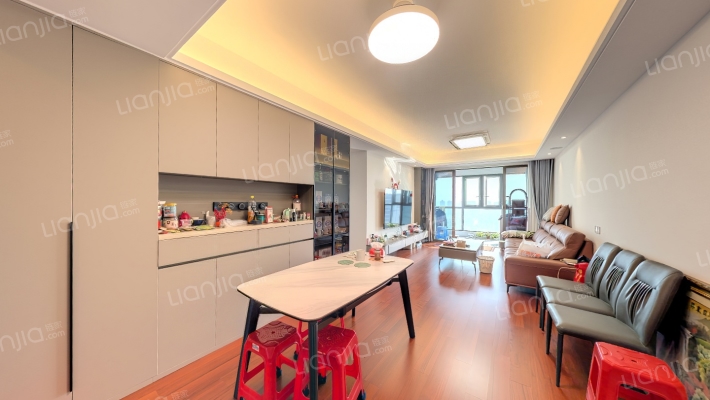 江铃新力臻园二手房实景图