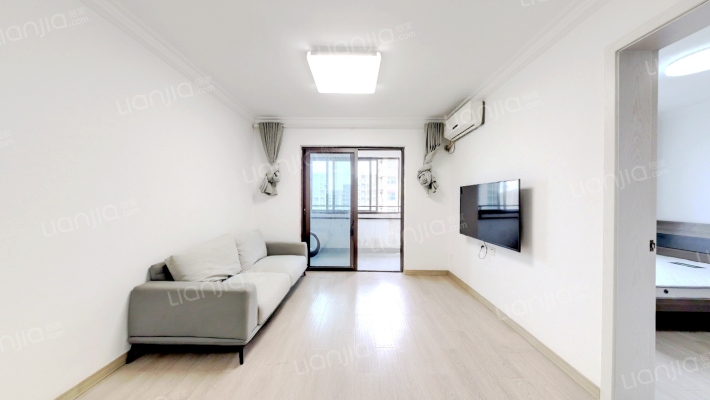 金海华城·达诚雅苑二手房实景图