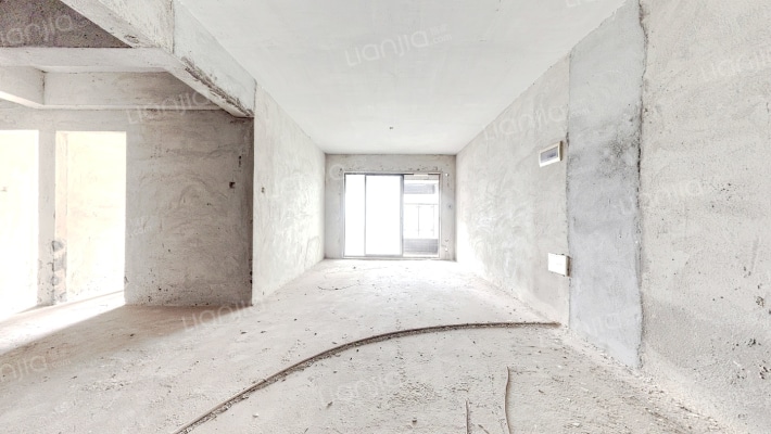 DADA的草地二手房实景图