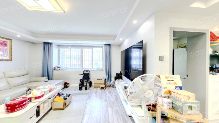 新兴公寓二手房实景图