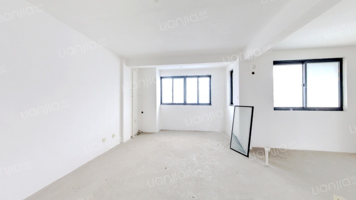 天新嘉苑二手房实景图