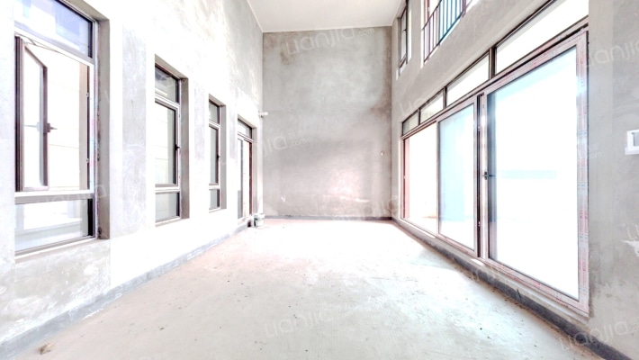 金科御临河月梅沙二手房实景图