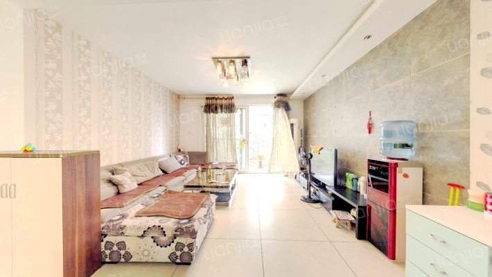 东山国际新城B区二手房实景图