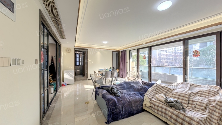 烟雨颐和江南府二手房实景图