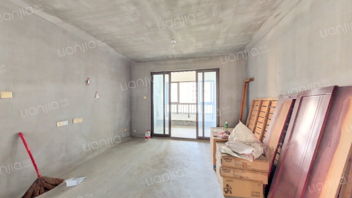 万达揽湖苑A区二手房实景图