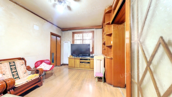 大方实业总公司西家属院二手房实景图