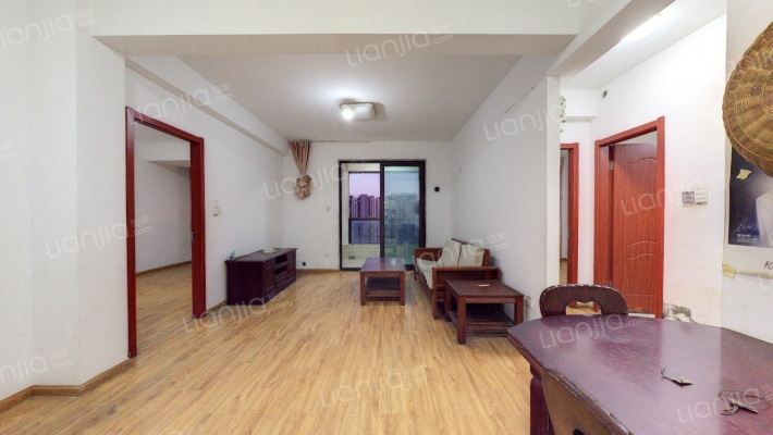 宝嘉誉峰二手房实景图