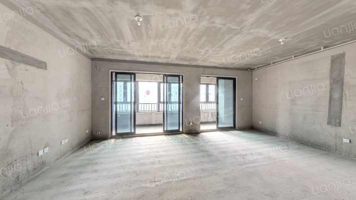 尚泽樾园东区二手房实景图