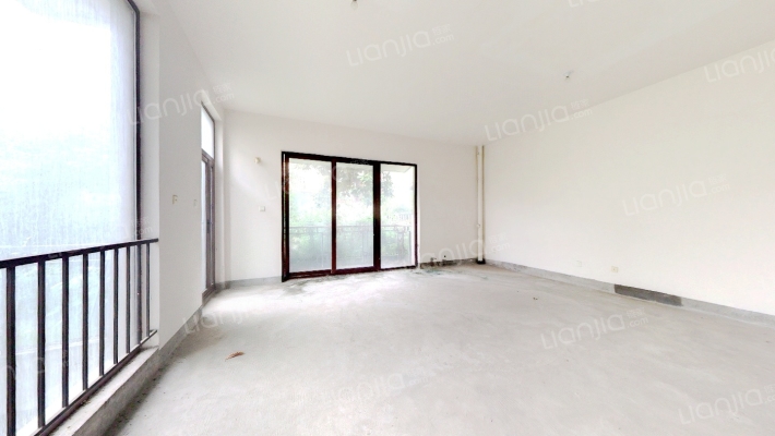 冠城大通珑湾二手房实景图