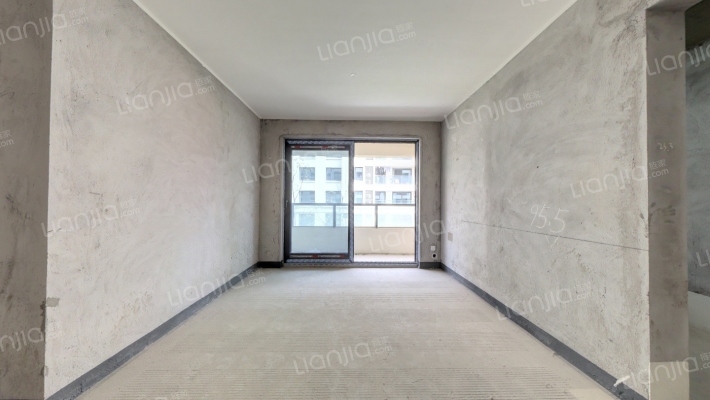 翰粼天辰二手房实景图