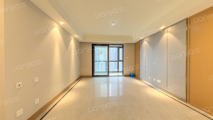 金地中心风华二手房实景图