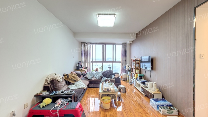 雄飞新园紫郡二手房实景图