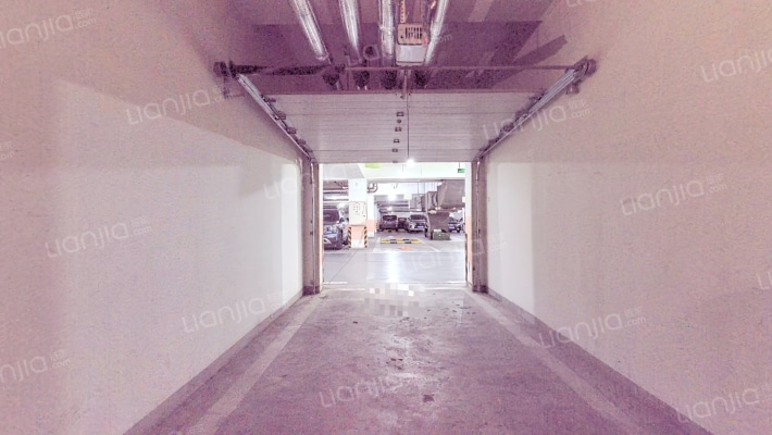 瑞新里小区二手房实景图