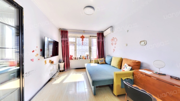 多恩虹郡二手房实景图