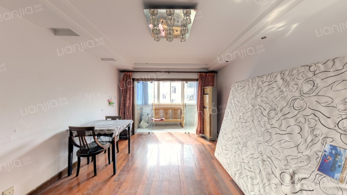 富仕名邸二手房实景图