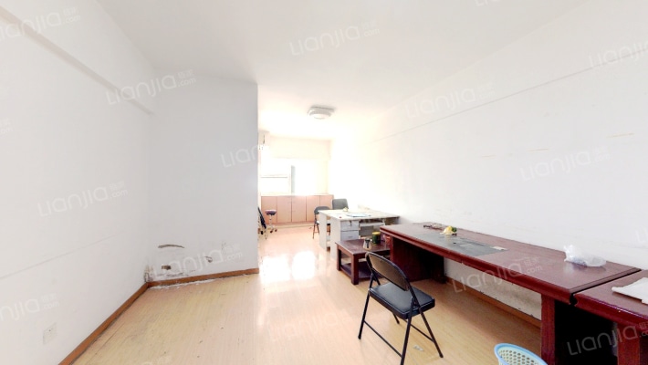 自由舱公寓二手房实景图