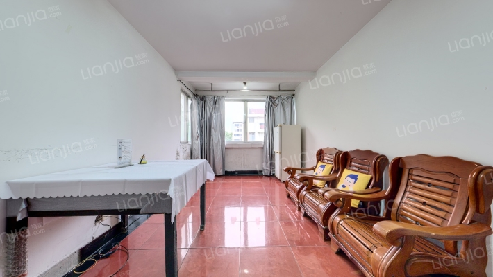 滨河花苑三期二手房实景图