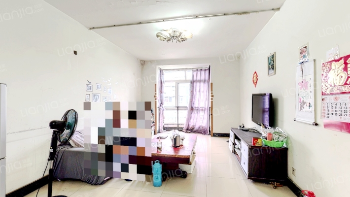 恋日家园C区二手房实景图