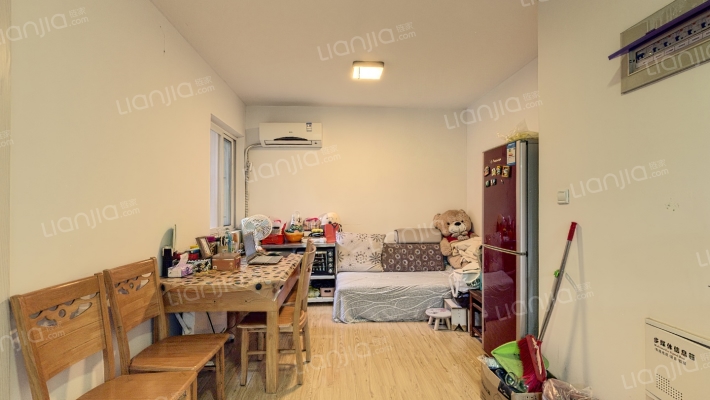 仁锦苑二手房实景图