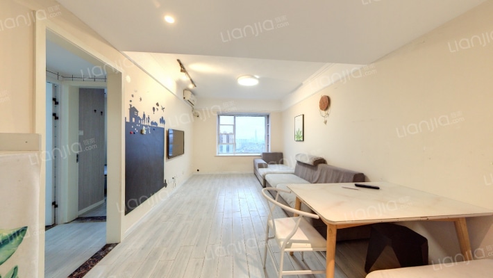 海亮彩悦府二手房实景图