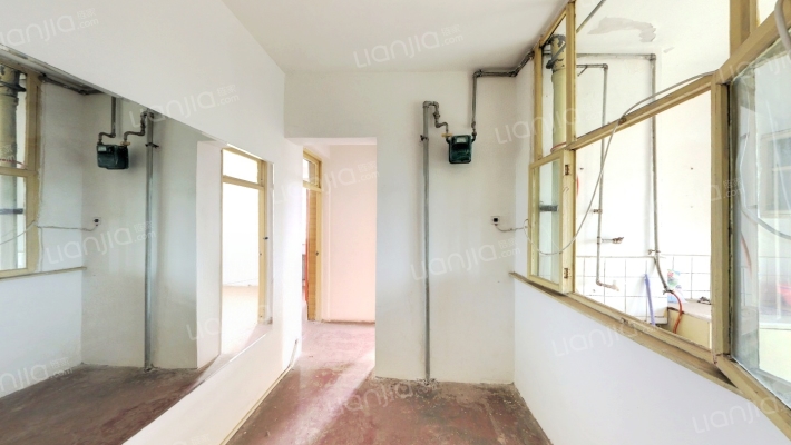 泰山路二手房实景图