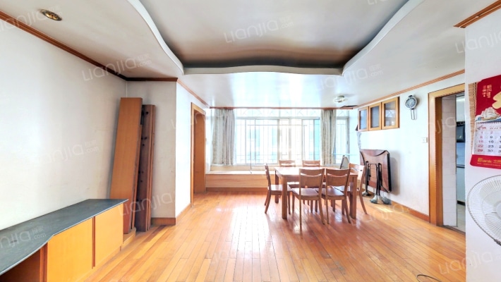 外贸中心集团宿舍二手房实景图