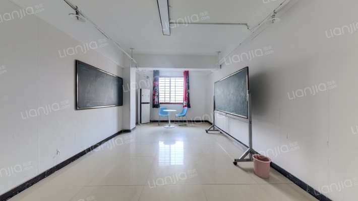 银河商务二手房实景图