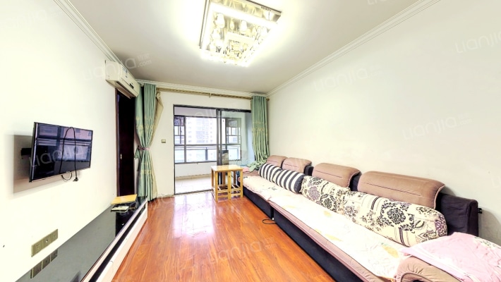 弘德西街好莱城二手房实景图