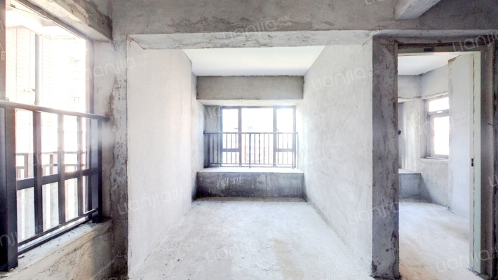 凯蓝锦伦华庭二手房实景图