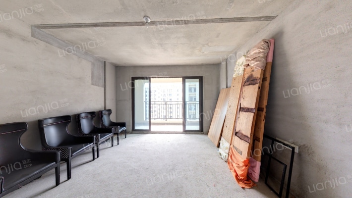 美的梧桐庄园二手房实景图