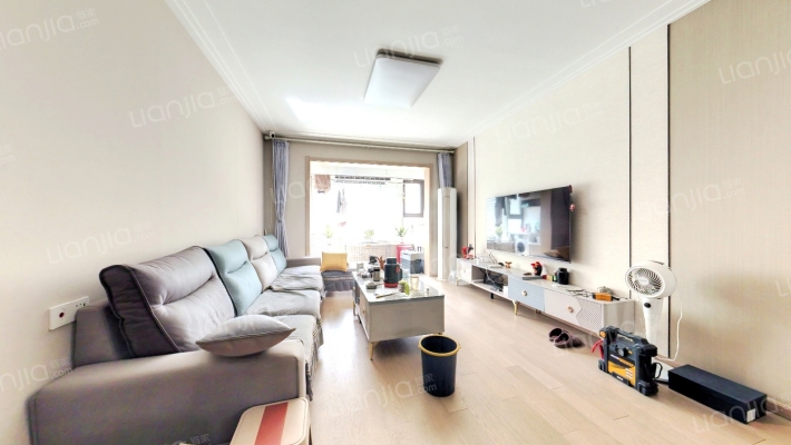 卓越嘉悦二手房实景图