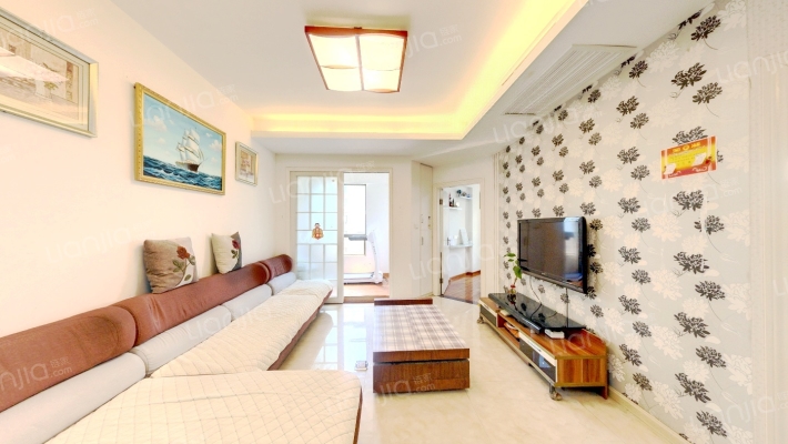 融晟红郡二手房实景图