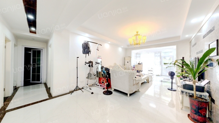 香槟花园二手房实景图