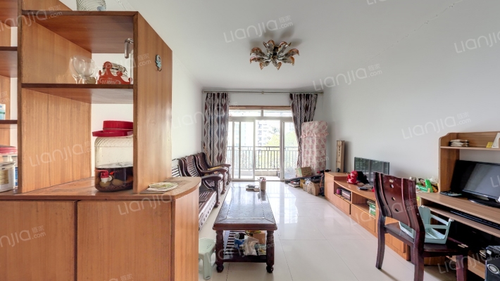 怡锦苑二手房实景图