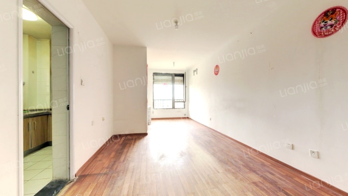 恒大滨河左岸北区二手房实景图