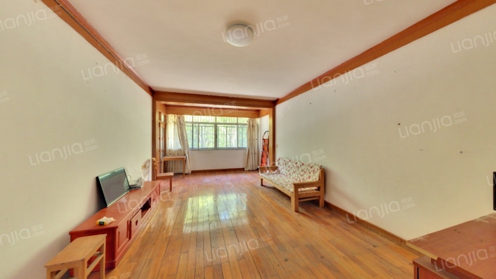 依水佳苑二手房实景图