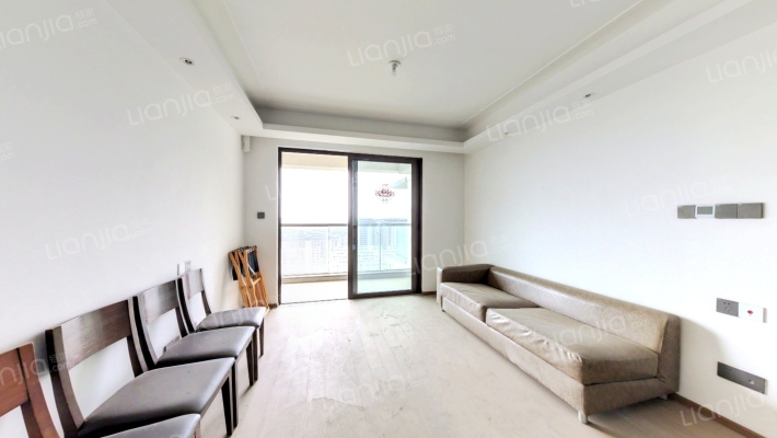 美的爱情云筑二手房实景图