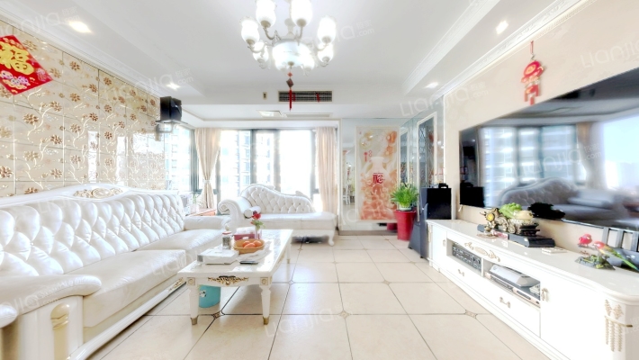 卢龙山庄二手房实景图