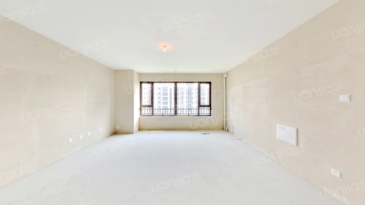 中铁逸都E区二手房实景图