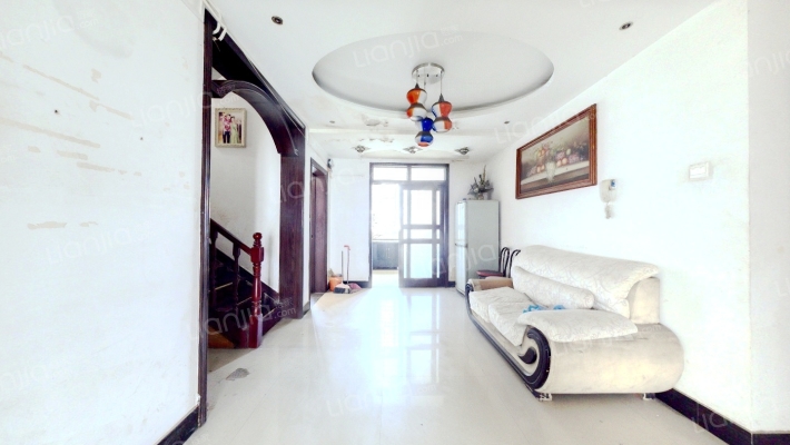 东郡蓝湾二手房实景图