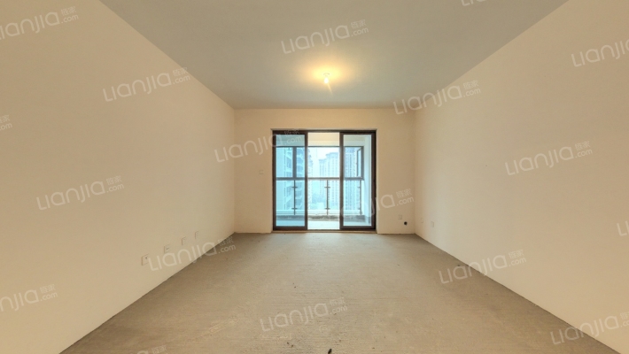 隆鑫公园首府二手房实景图