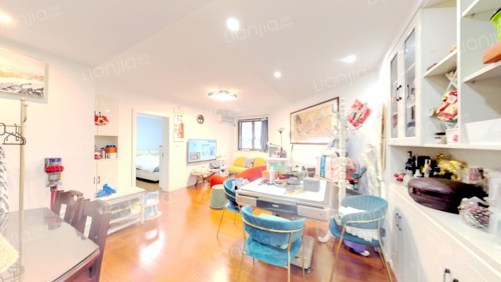 宝石公寓二手房实景图